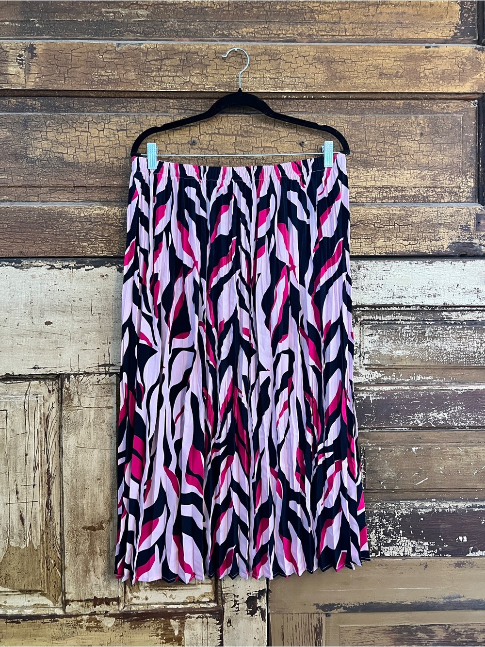 Adrianna Papell Pleated Midi Skirt Pink Navy Abstract Print NWOT